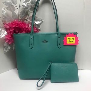 Coach #57522 Sea Green Zip Tote Bag Purse+Wristlet